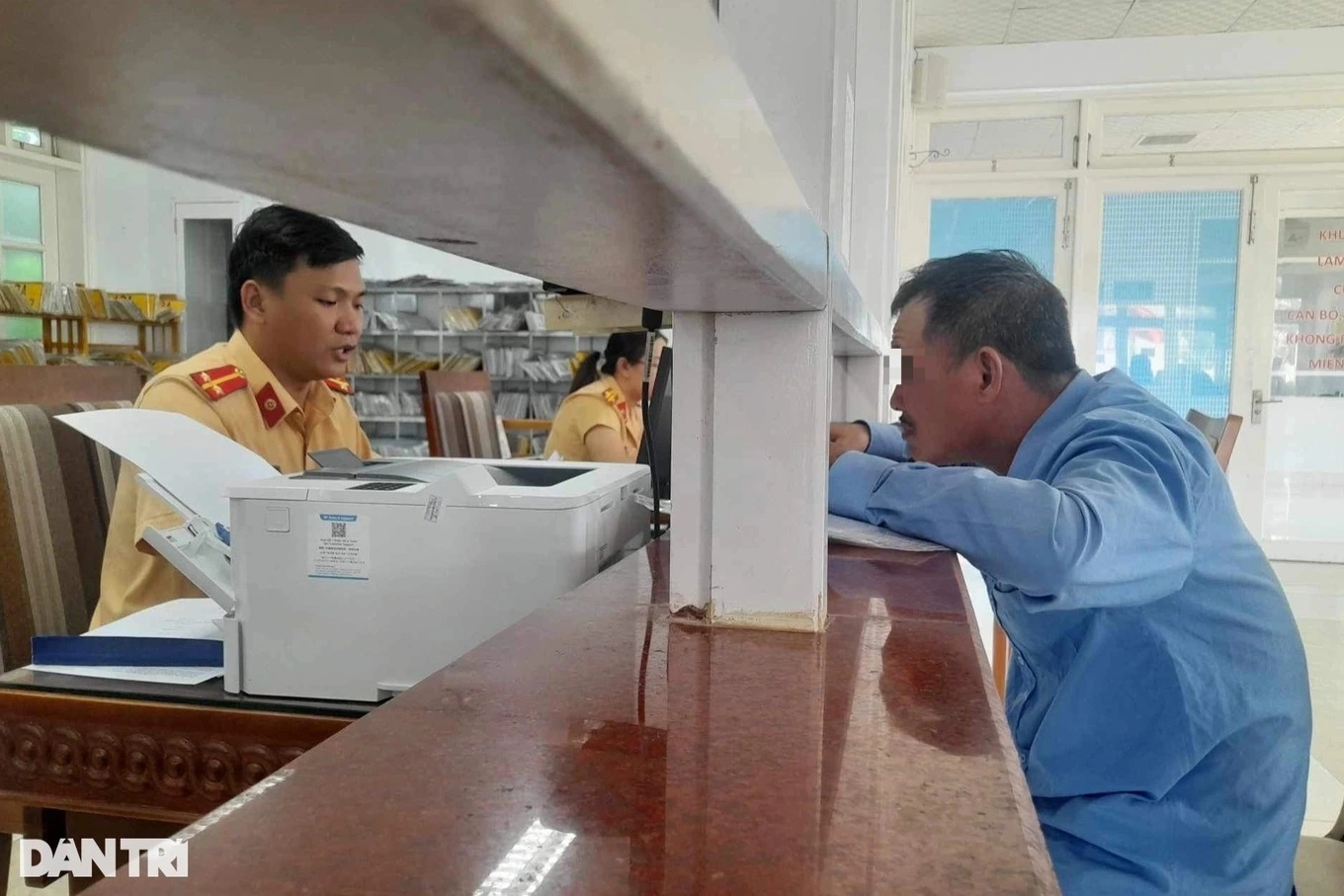 Cảnh sát giao thông Đà Nẵng lần đầu sát hạch, cấp bằng lái xe
