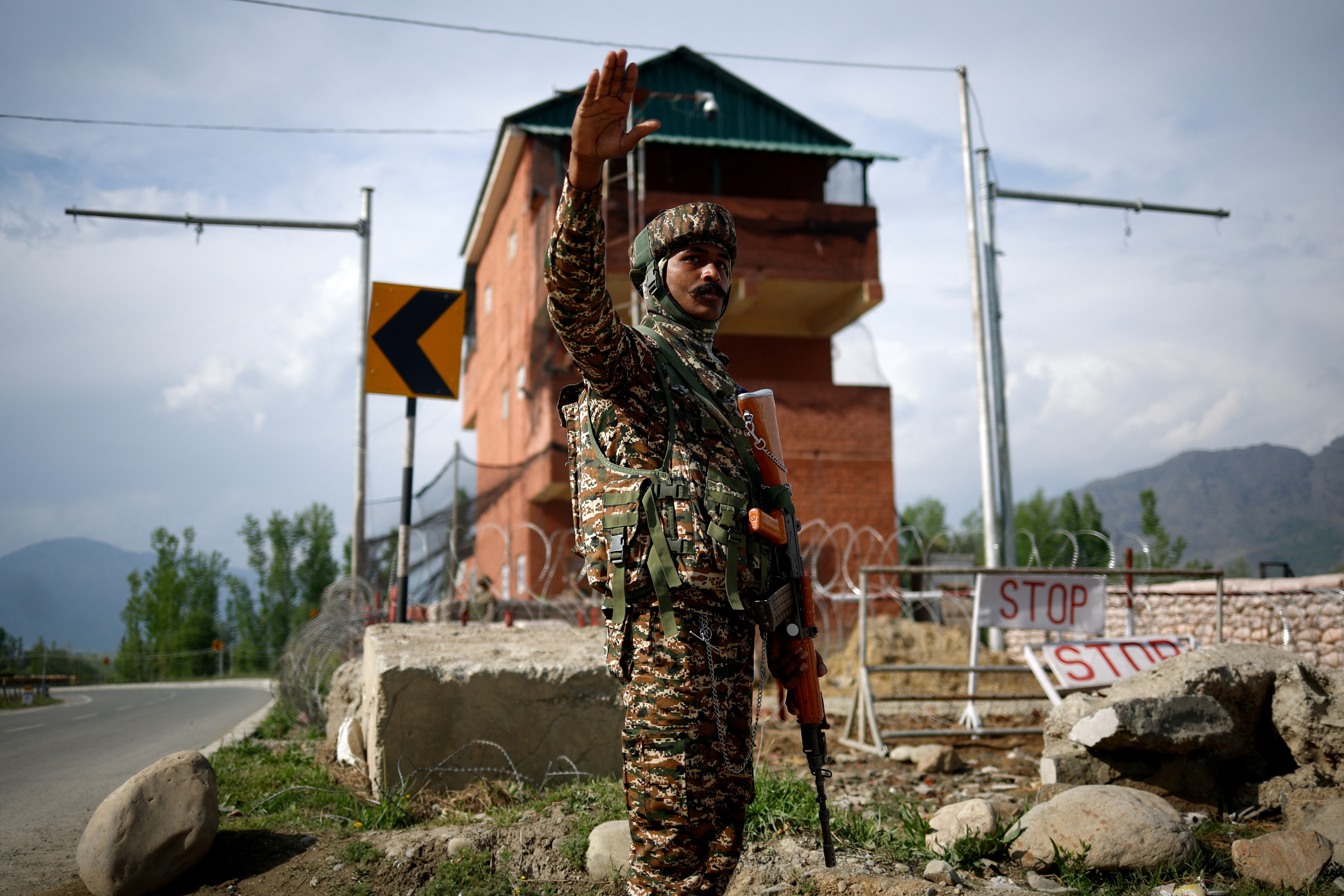 Kashmir: "Ngòi nổ" thổi bùng cuộc đối đầu Ấn Độ - Pakistan