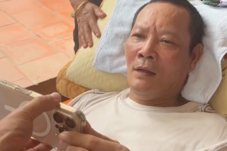 Diễn viên Thái Hòa phim "Khi đàn chim trở về" bị liệt nửa người vì tai biến