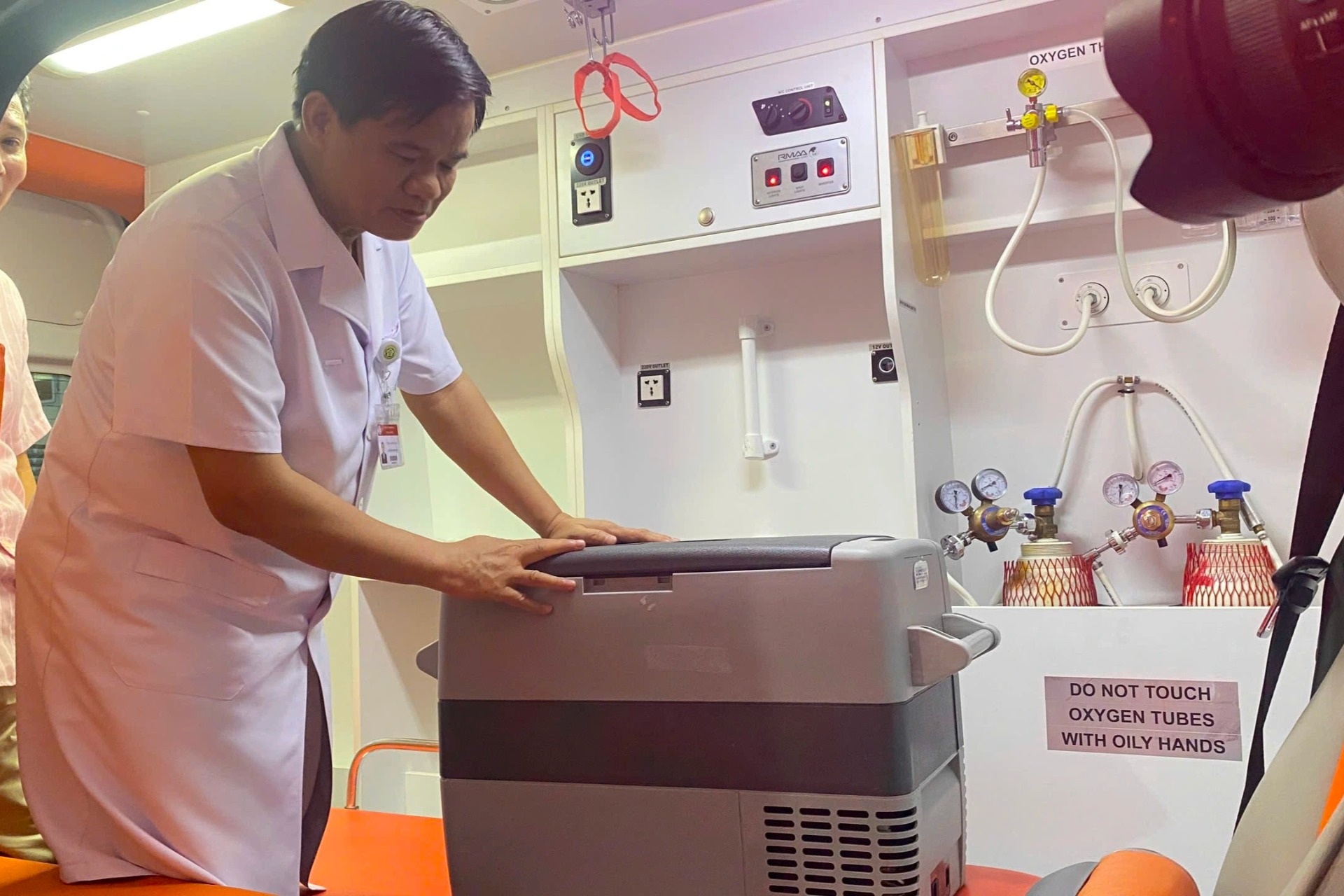 Trái tim người hiến tạng vượt hành trình từ Hà Nội vào Huế cứu người bệnh
