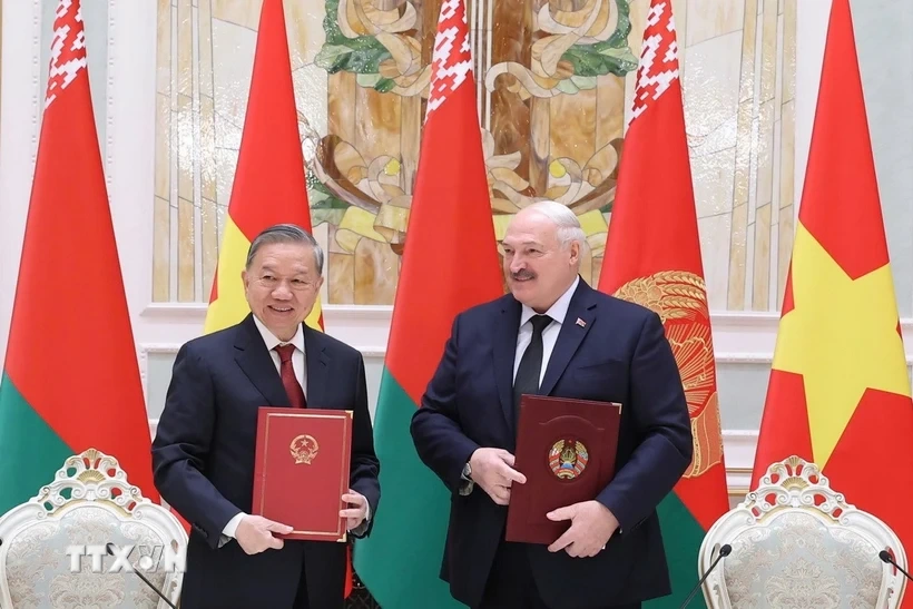 Tuyên bố chung về việc thiết lập quan hệ Đối tác Chiến lược Việt Nam - Belarus