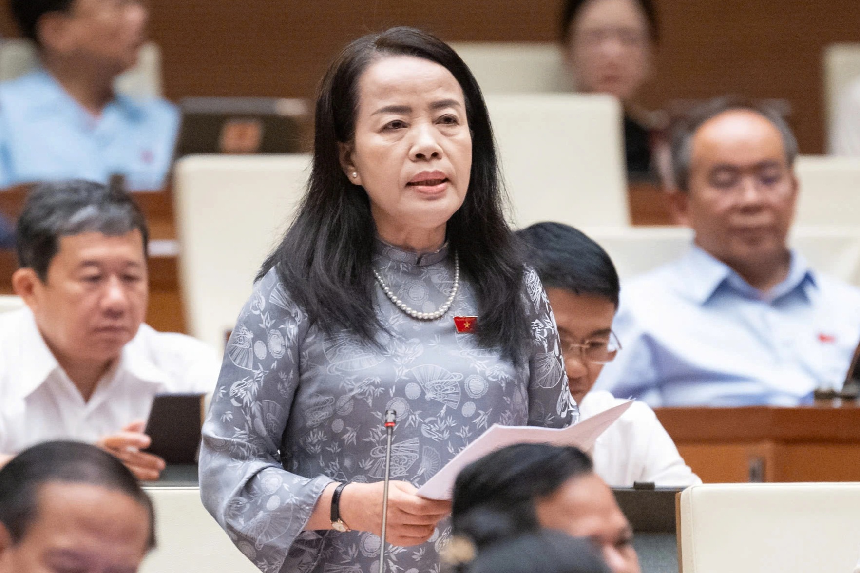 "Bỏ chất vấn Chánh án và Viện trưởng VKSND, dân bị oan sẽ nhờ cậy ai?"