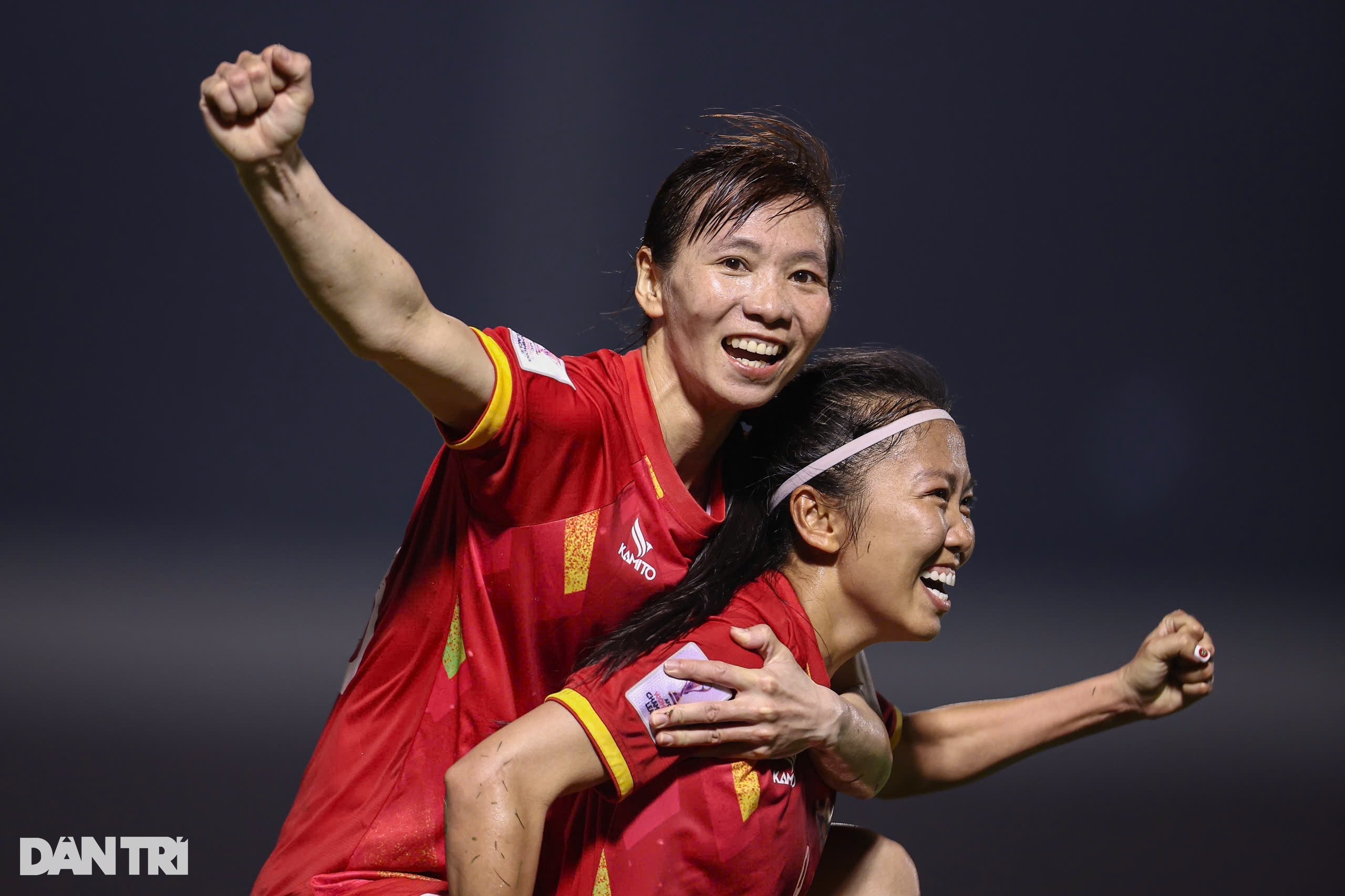 Tiền vệ Thùy Trang trải lòng khi futsal nữ Việt Nam vỡ mộng World Cup