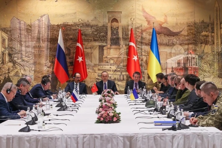 Nga và Ukraine sẵn sàng cho cuộc đàm phán "cân não"