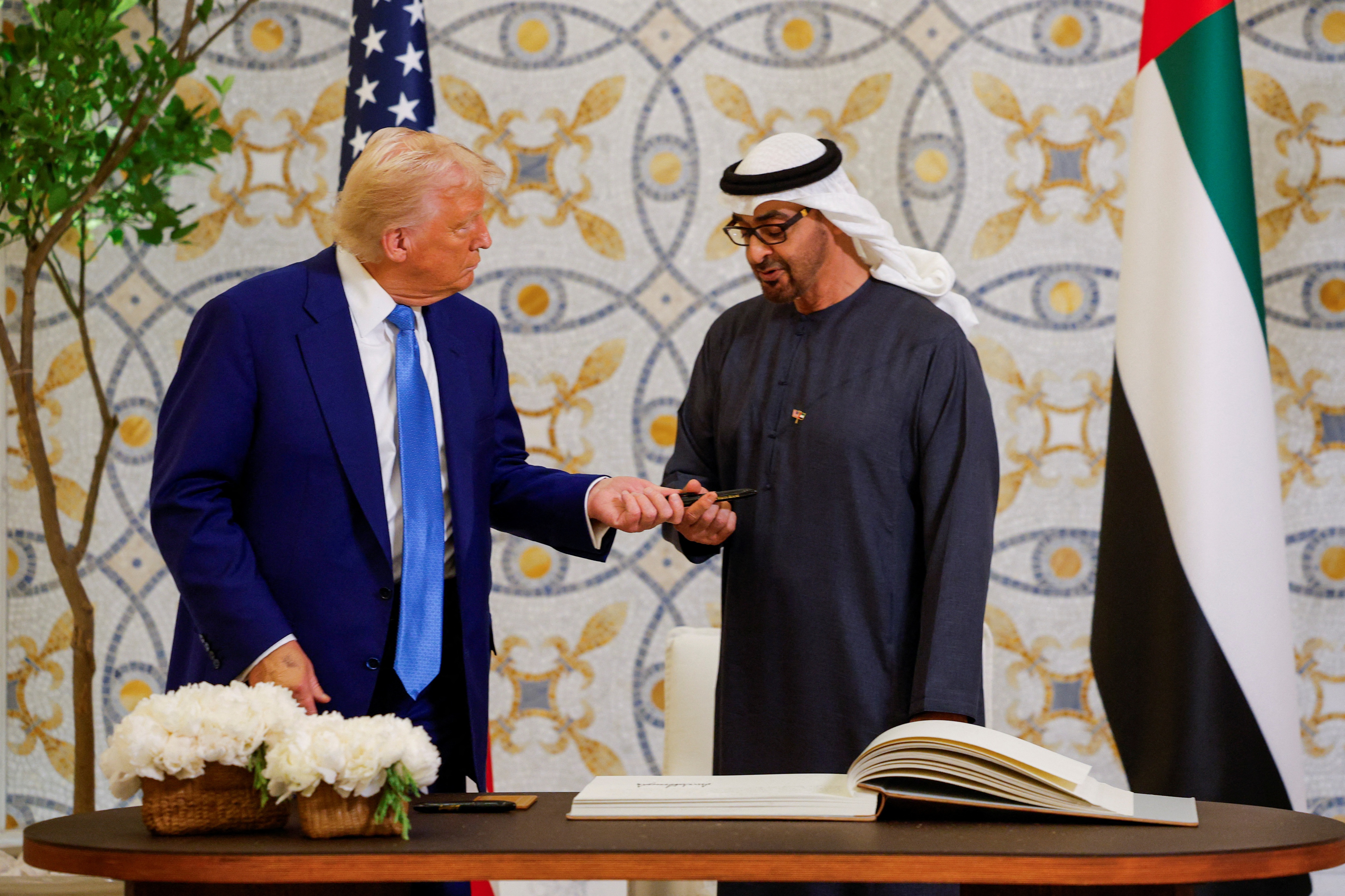 Ông Trump công du Trung Đông: Dấu ấn với loạt thỏa thuận tỷ USD
