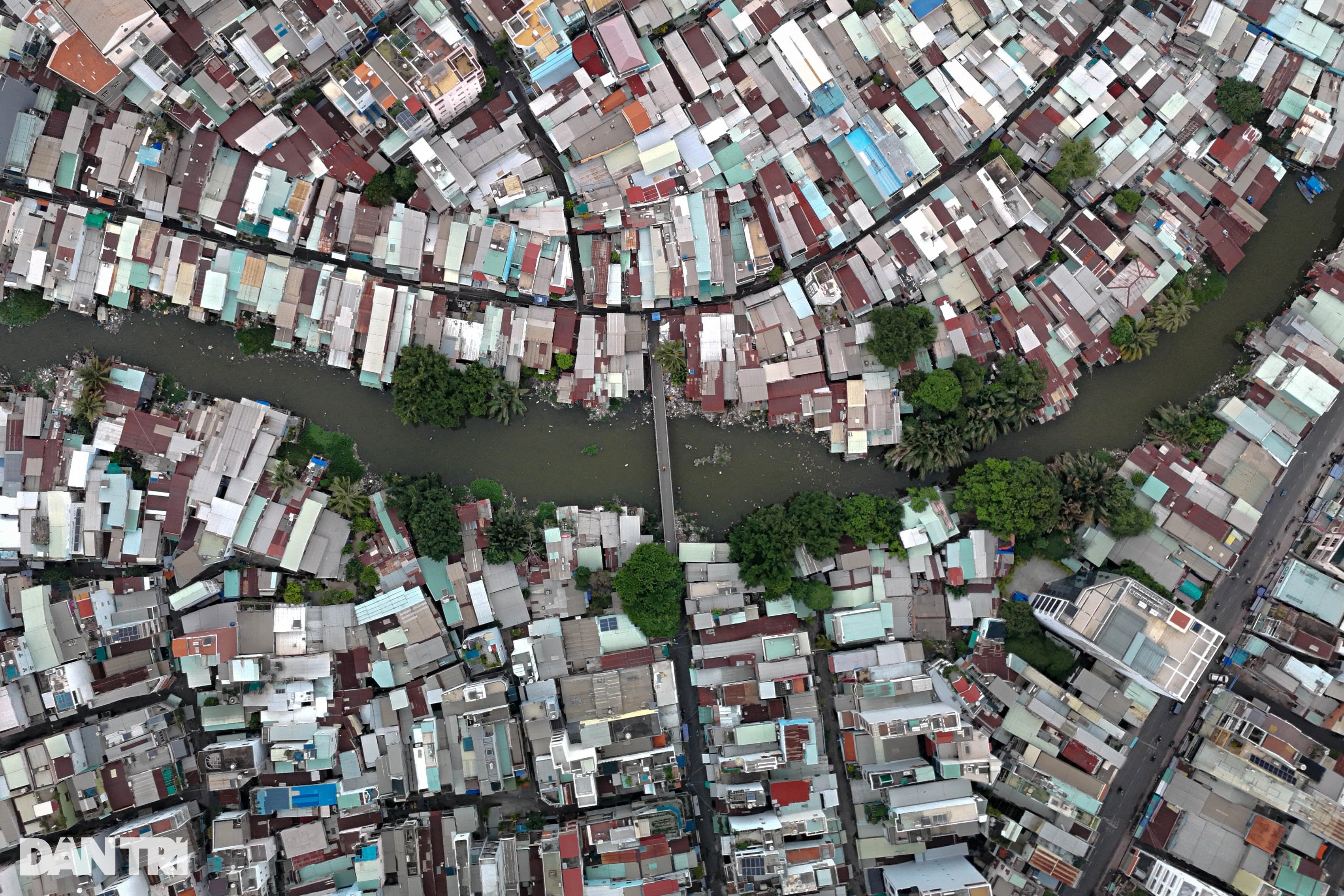 Hiện trạng 9km rạch Xuyên Tâm chảy qua nội ô TPHCM được cải tạo