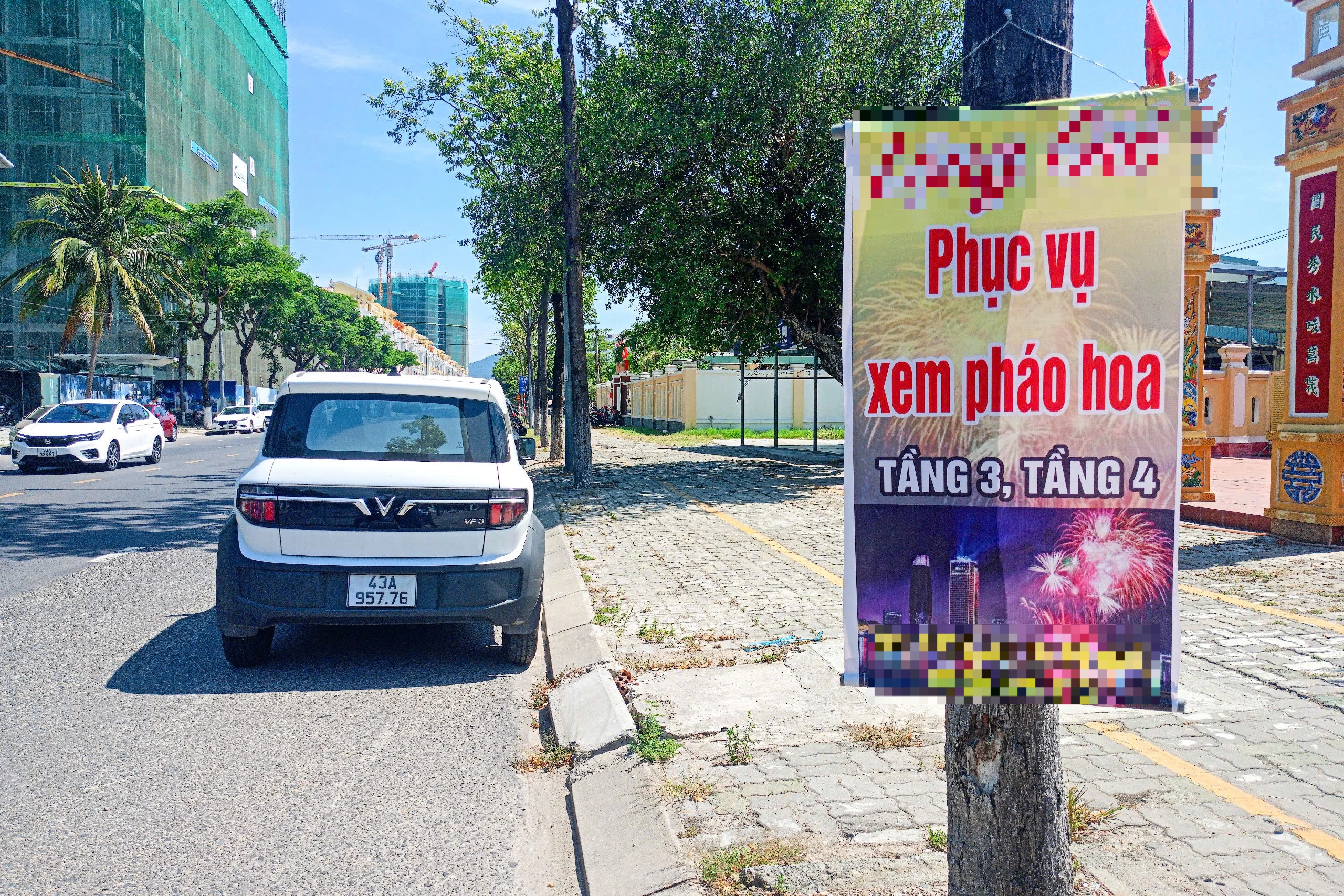 Ra giá tiền triệu cho chỗ ngồi xem pháo hoa ở Đà Nẵng