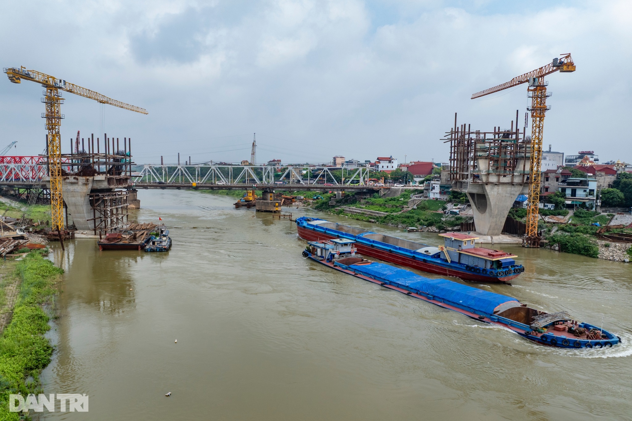 Cầu Đuống mới hơn 1.800 tỷ đồng đối diện nguy cơ chậm tiến độ