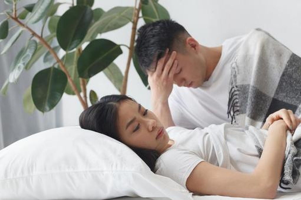 Vết sẹo trên bụng vợ mới cưới hé lộ sự thật phũ phàng trong đêm tân hôn