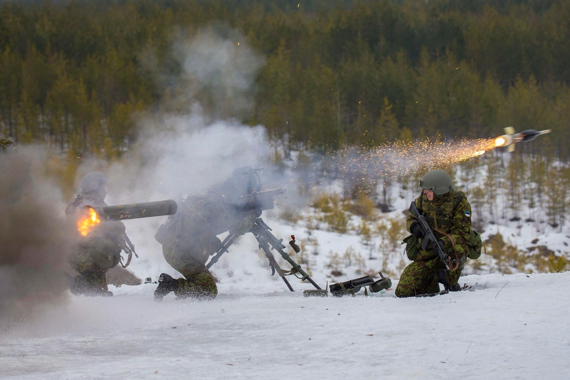 Giải mã thương vụ Mỹ bán 800 tên lửa chống tăng Javelin cho Estonia