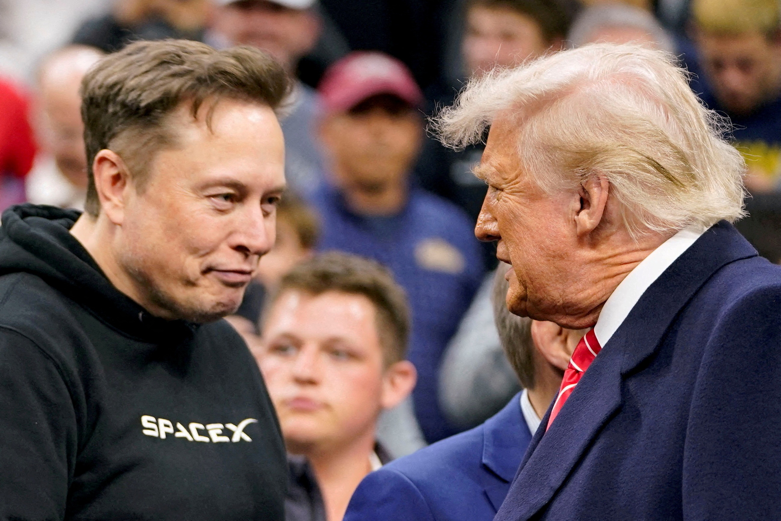 Nguyên nhân sâu xa của cuộc "khẩu chiến" giữa Tổng thống Trump và ông Musk
