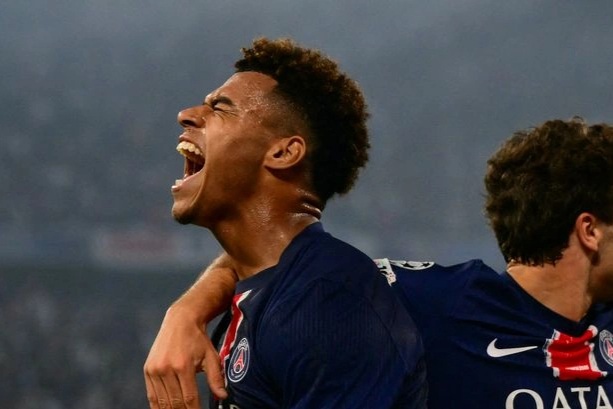 Người hùng PSG khiến cả châu Âu phát cuồng, khiến CĐV quên Mbappe