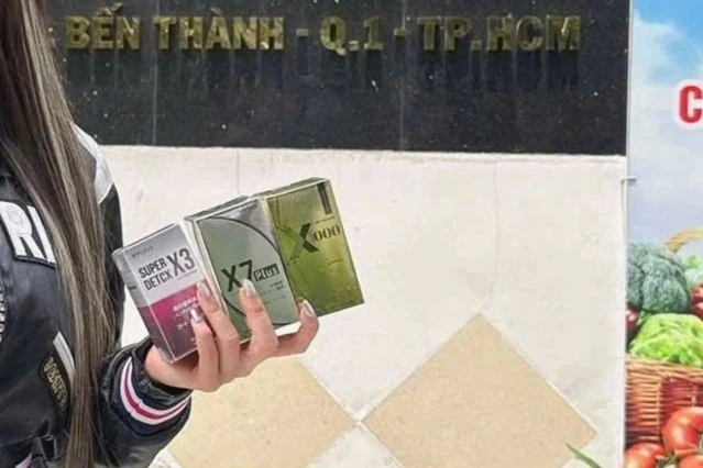 Công ty ngừng hoạt động, khẩn tìm viên giảm cân của DJ Ngân 98 kiểm nghiệm