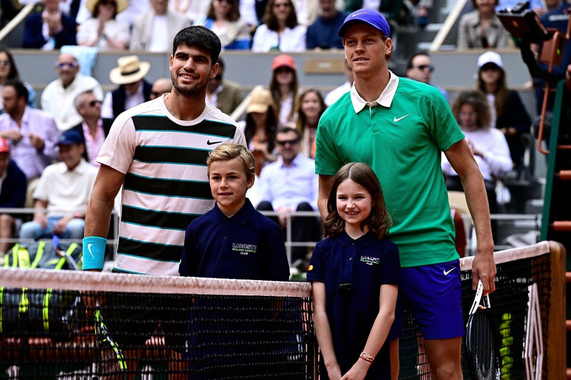 Chung kết Roland Garros: Jannik Sinner 0-0 (1-0) Carlos Alcaraz
