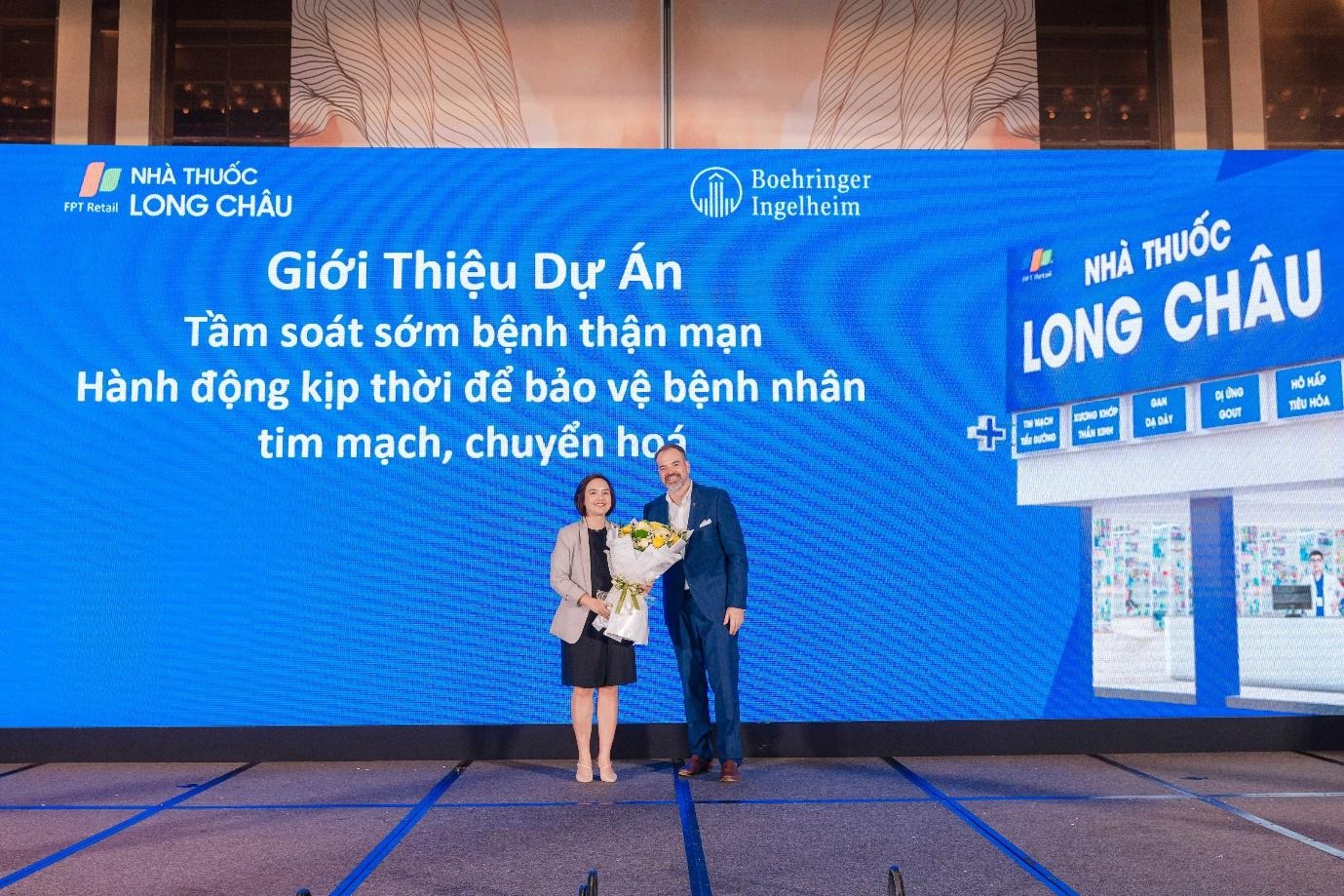 Long Châu hợp tác Boehringer Ingelheim tầm soát bệnh thận mạn miễn phí cho người dân
