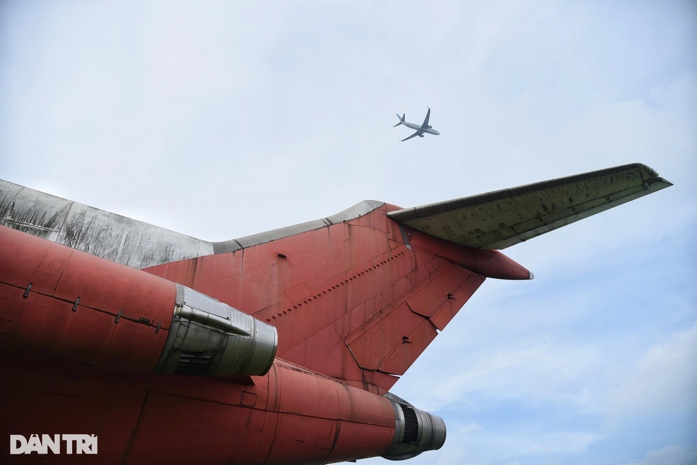 Kiến nghị giao máy bay B727 bị "bỏ rơi" tại Nội Bài cho Học viện Hàng không