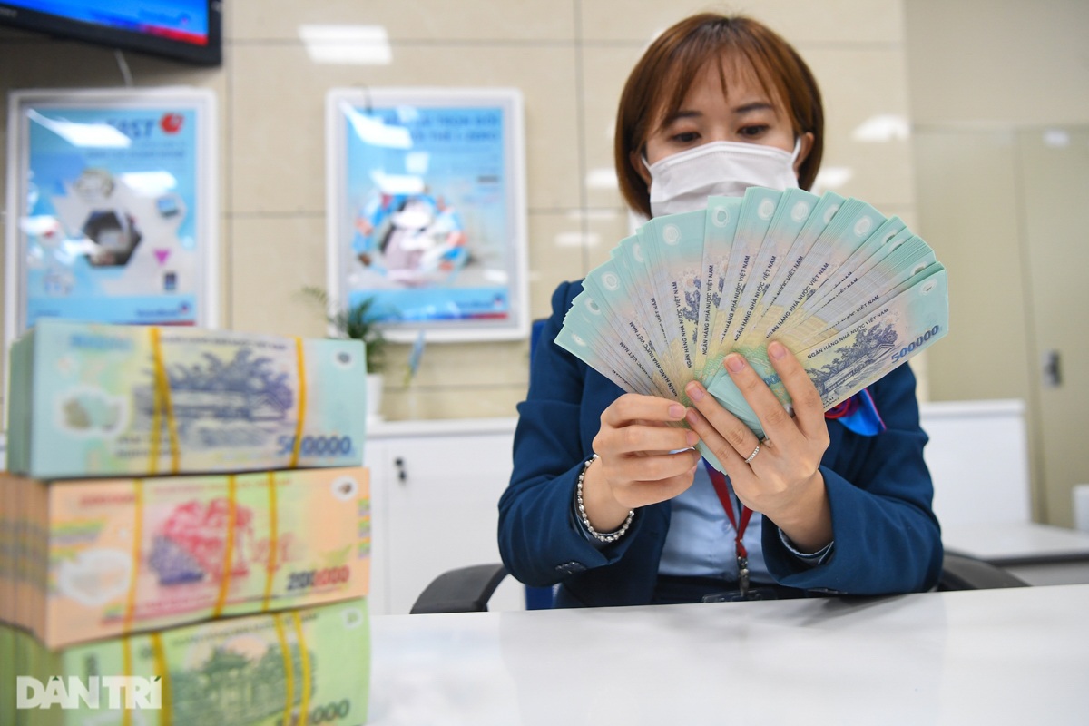“Không chỉ xếp lương cao nhất, cần tăng lương gấp 2-3 lần cho giáo viên”