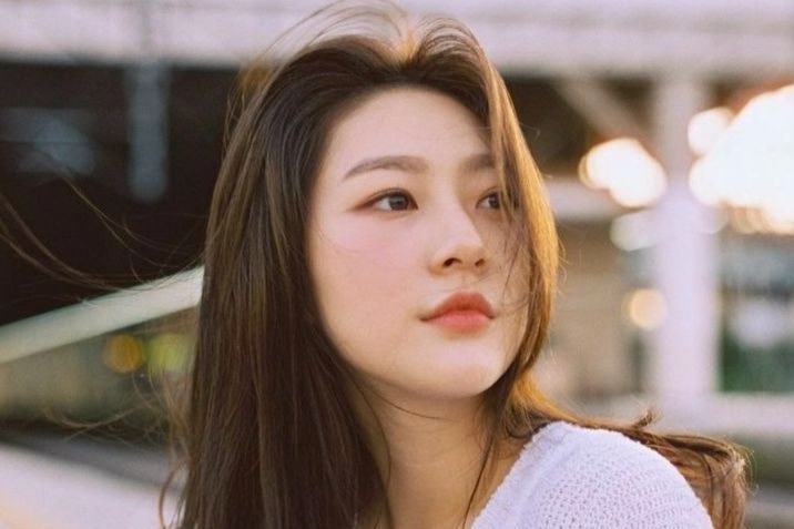 “Thiên tài diễn xuất xứ Hàn” Kim Sae Ron nợ nần chồng chất trước khi mất