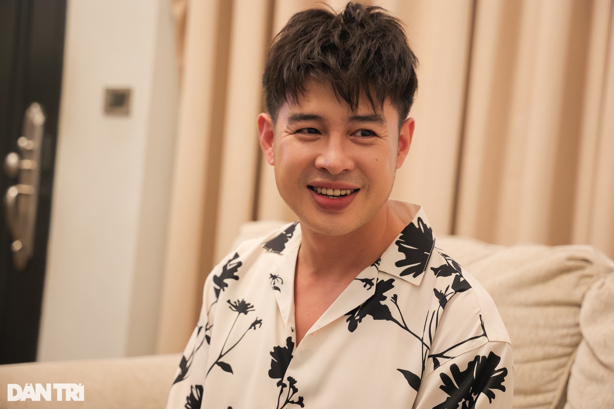 "Hoàng tử ballad" Hoàng Hải tái xuất ấn tượng tại hoà nhạc Rực rỡ ngày mới
