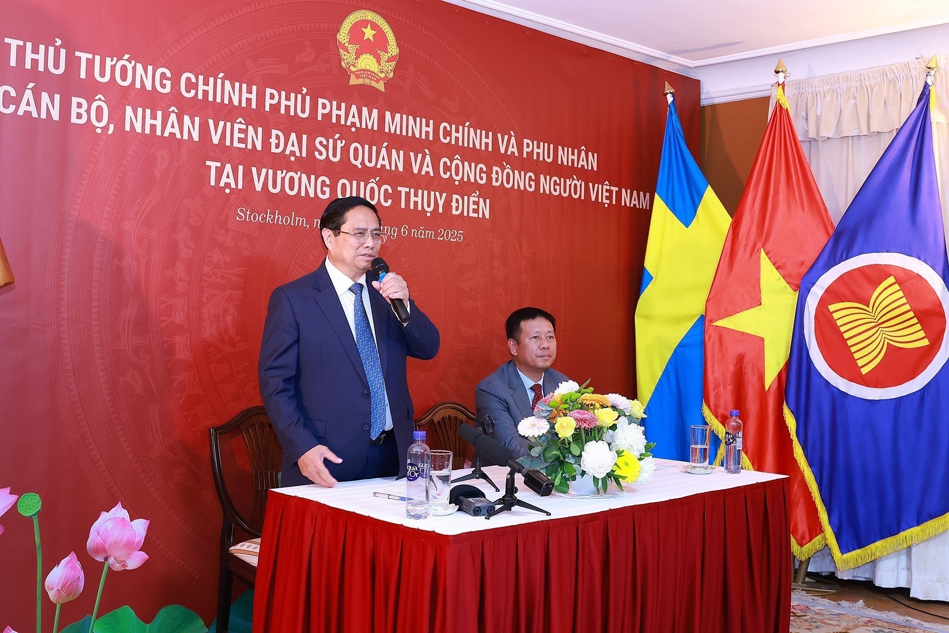 "Bà con làm việc, đóng góp tại Thụy Điển cũng như làm việc, đóng góp tại Việt Nam”