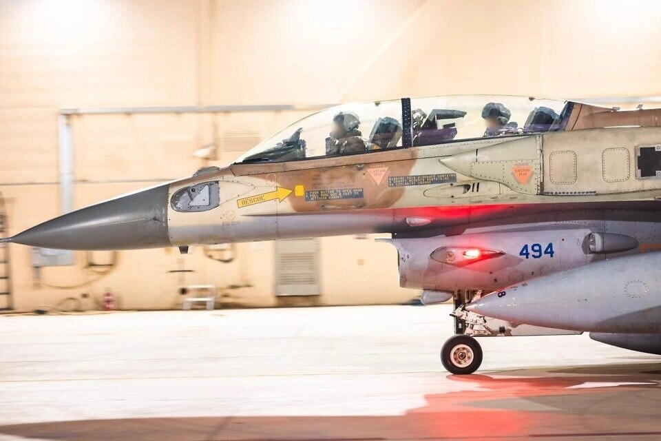 Israel tuyên bố chiến đấu cơ hoạt động tự do tại "trái tim của Iran"