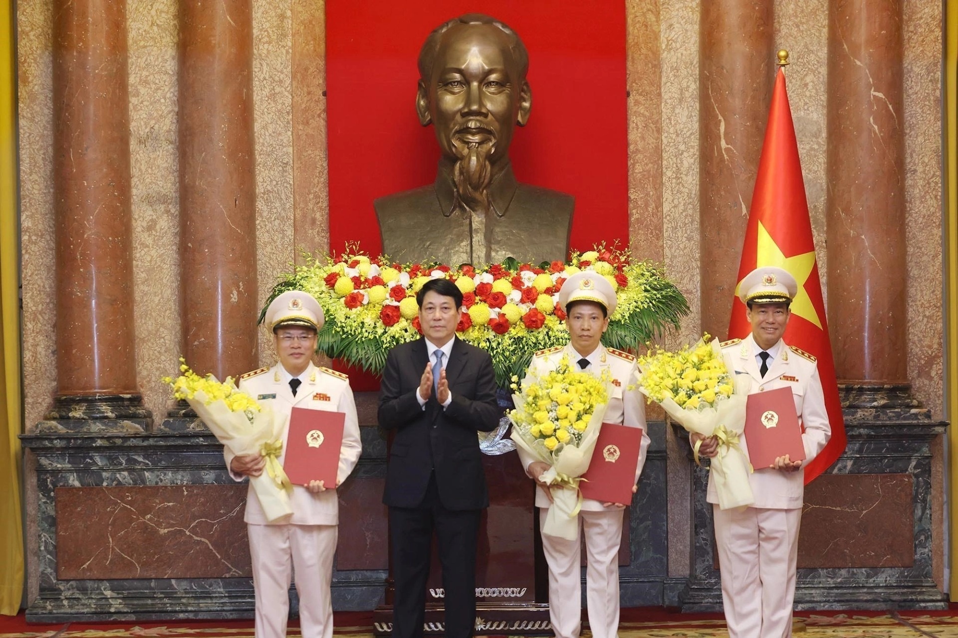 Ba Thứ trưởng Bộ Công an được thăng hàm Thượng tướng