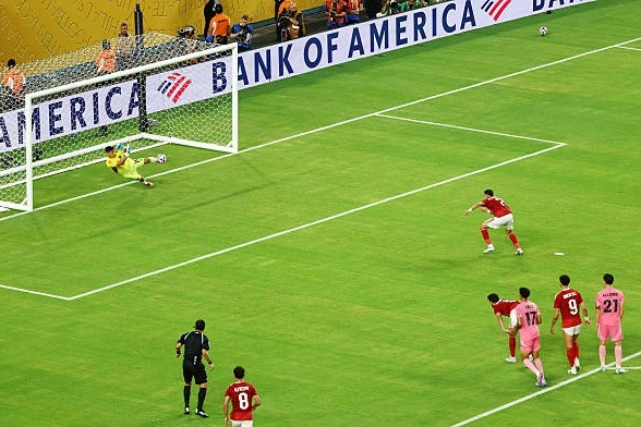 Inter Miami 0-0 Al Ahly (h2): Messi suýt lập siêu phẩm sút phạt