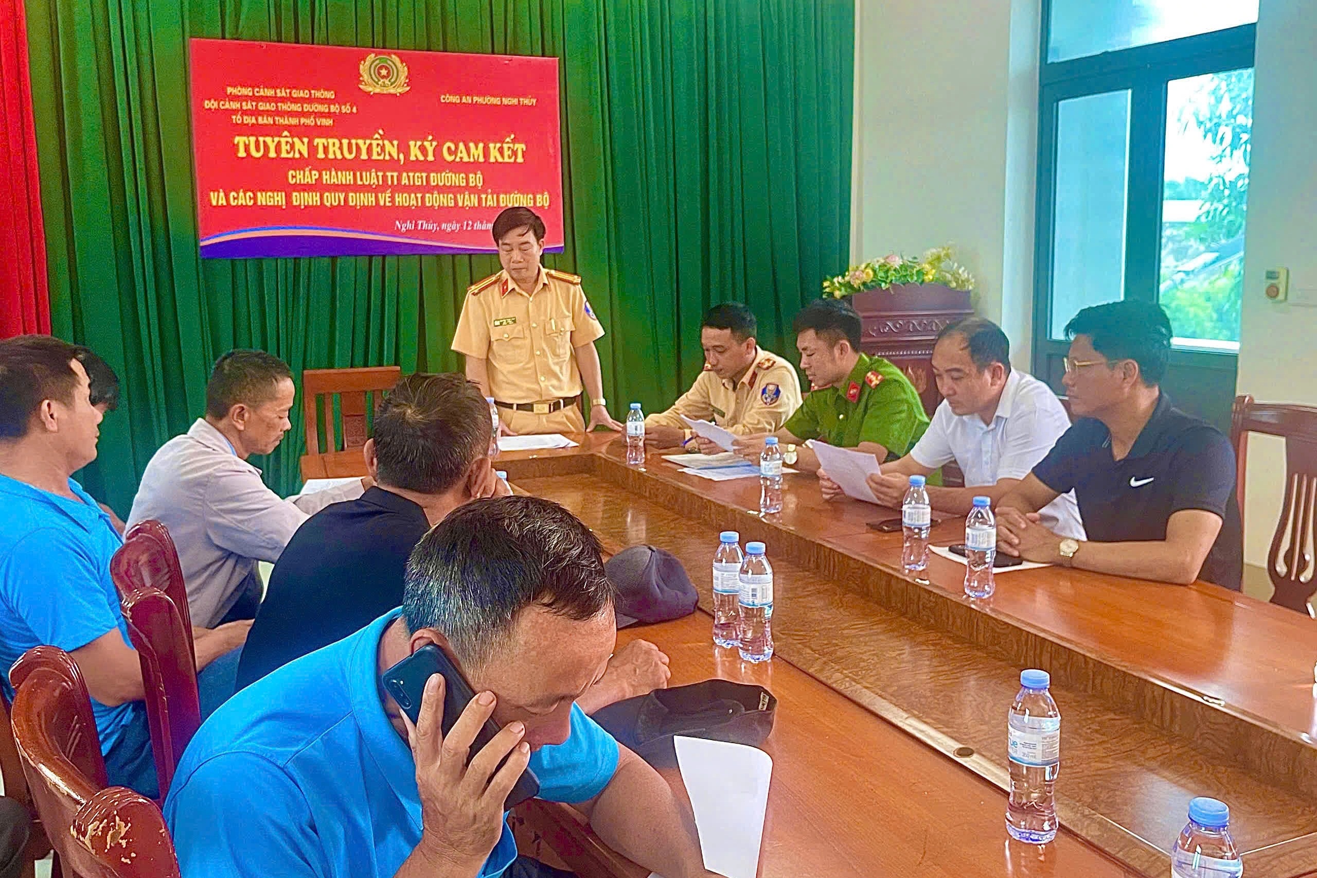 Cửa Lò dừng xe điện du lịch vì không có đường phù hợp tốc độ