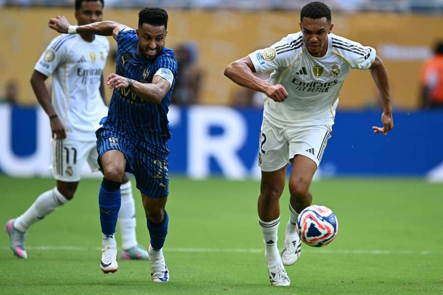 Real Madrid hòa đội bóng Saudi Arabia trong ngày HLV Alonso ra mắt