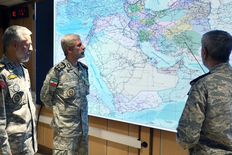Iran tấn công căn cứ quân sự Mỹ tại Qatar, Iraq