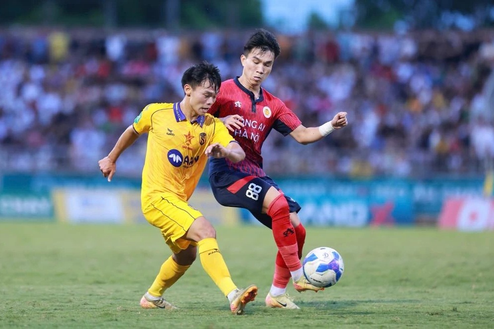 CLB Công an Hà Nội và CLB Nam Định dự Cúp C2 châu Á