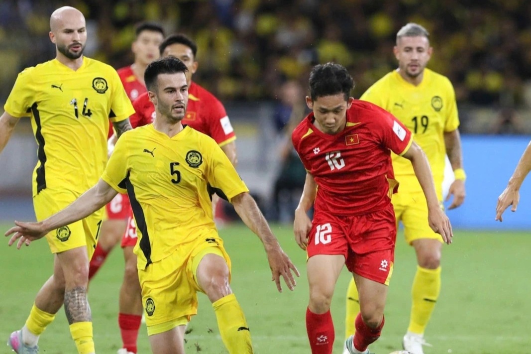 Malaysia có nguy cơ bị FIFA trừng phạt, chuyên gia tuyên bố sốc