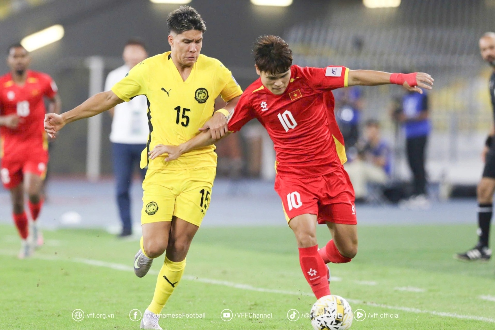 FIFA "án binh bất động" về vụ cầu thủ nhập tịch Malaysia bị tố gian lận