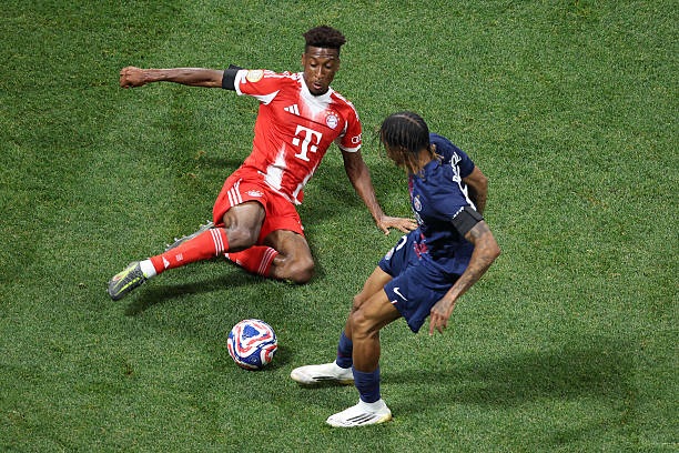 PSG 1-0 Bayern Munich (hiệp 2): PSG ghi bàn và mất người