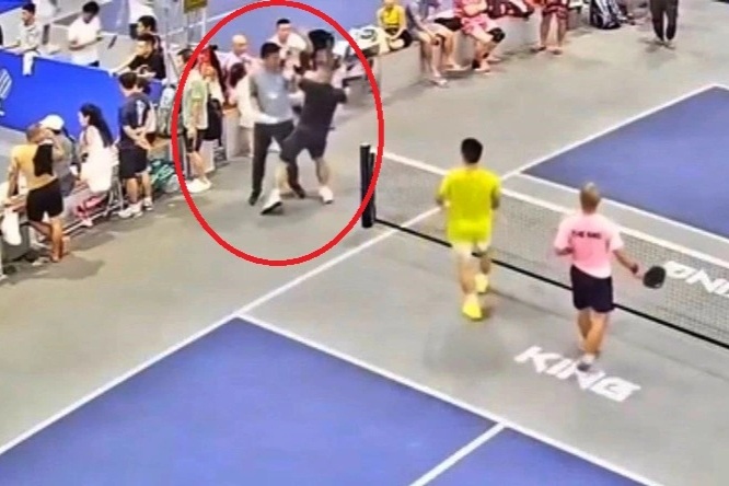 Hải Phòng: Vận động viên pickleball đánh trọng tài sau pha bóng thua