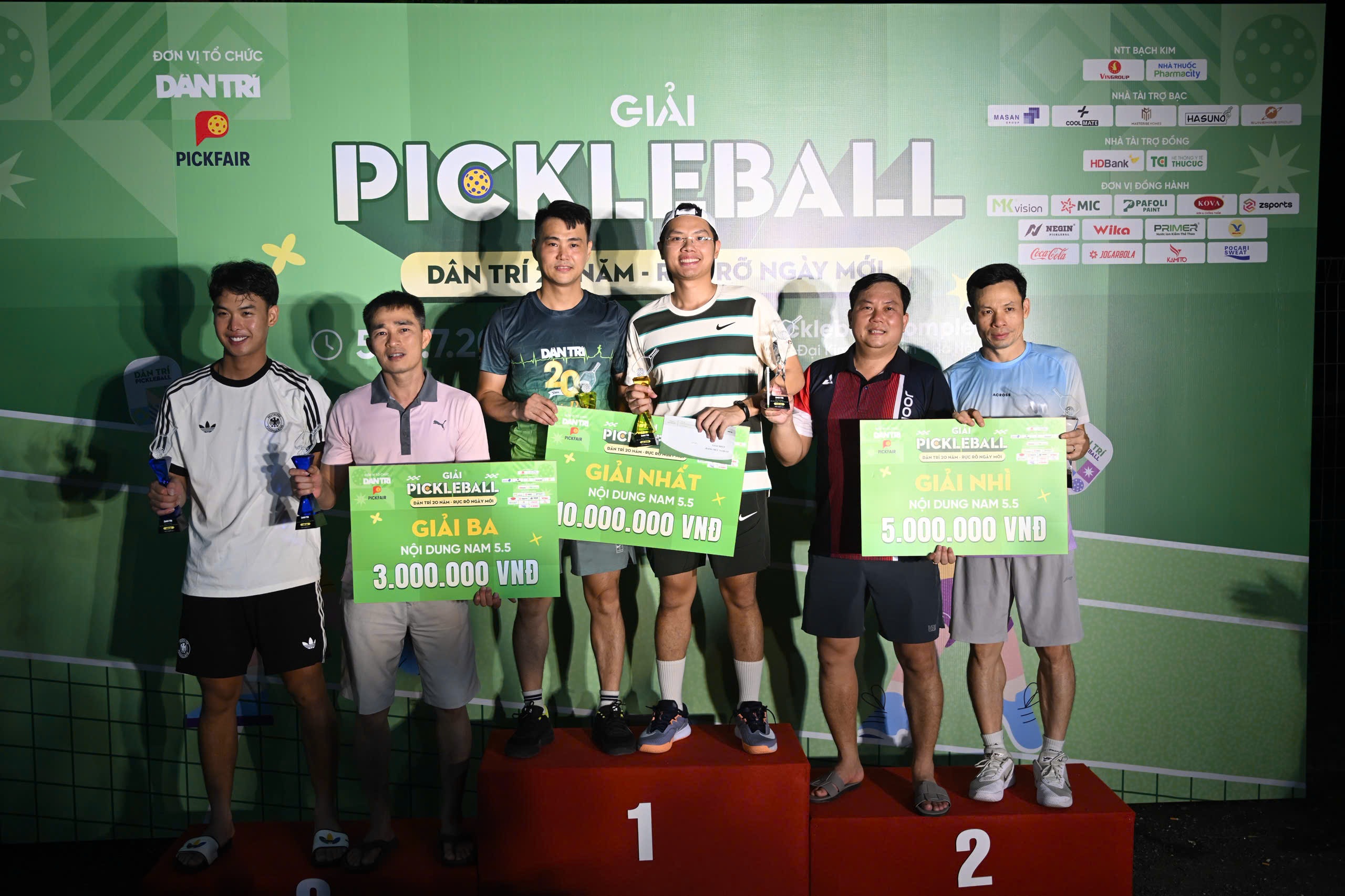 Xác định cặp VĐV vô địch nội dung trình 5.5 giải pickleball Dân trí