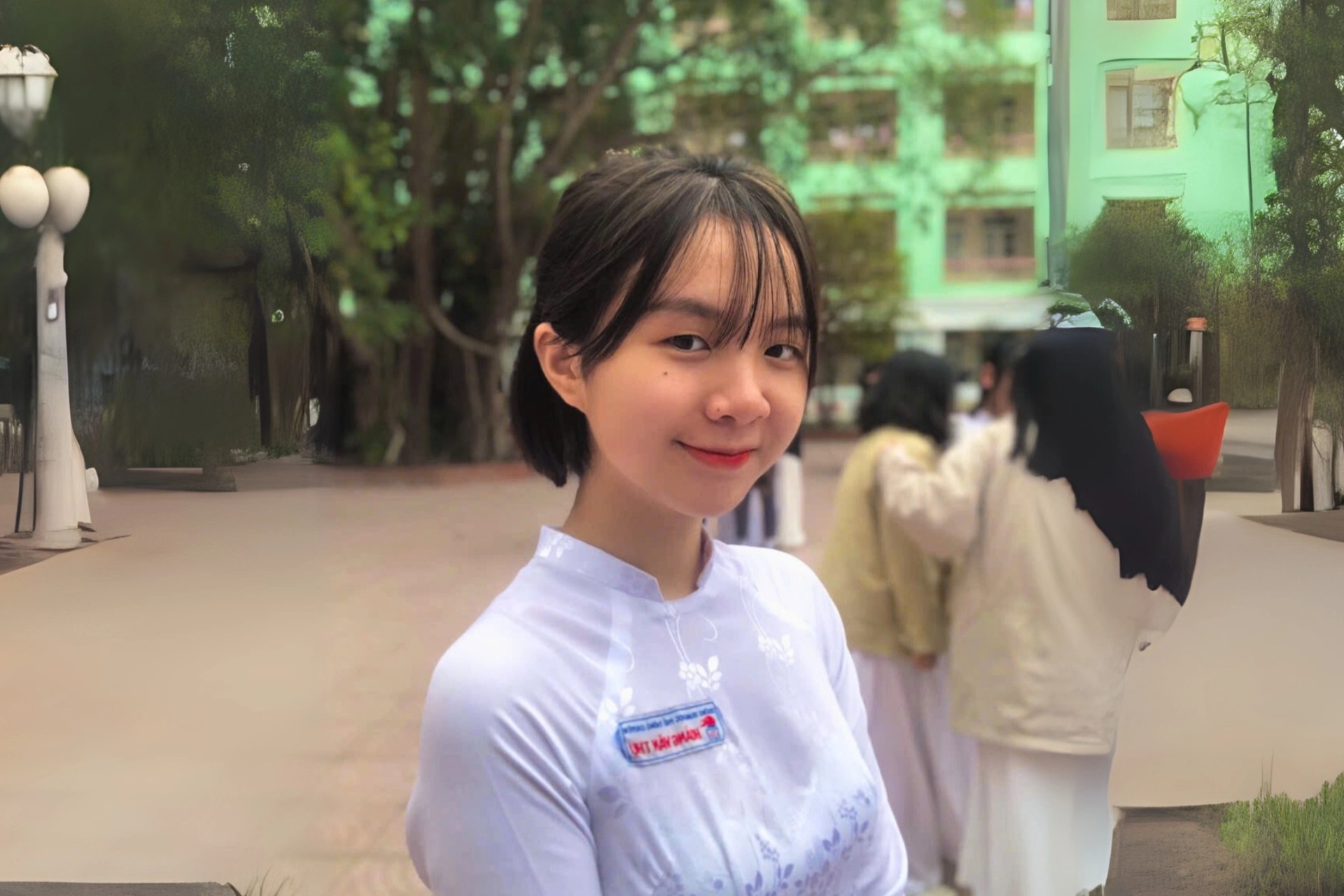Tuổi 18 “không giống ai” của nữ sinh mắc cùng lúc 2 bệnh ung thư