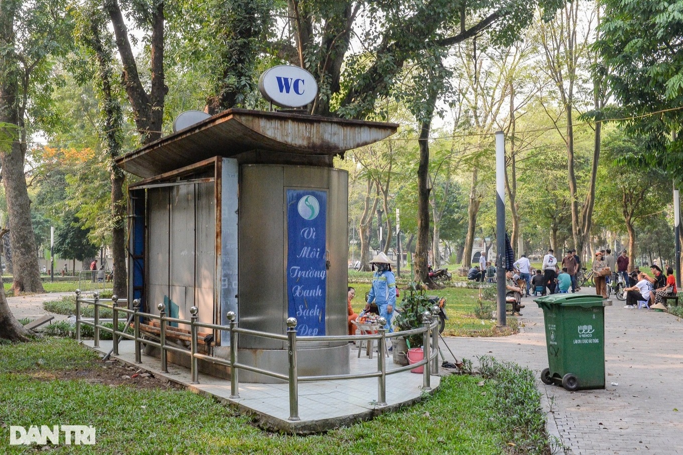 Hà Nội vận động các hộ dân mở cửa nhà vệ sinh miễn phí phục vụ du khách