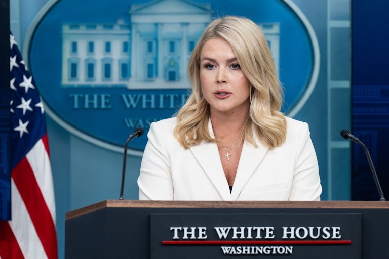 Nhà Trắng ra tối hậu thư với Nga sau cảnh báo của ông Trump