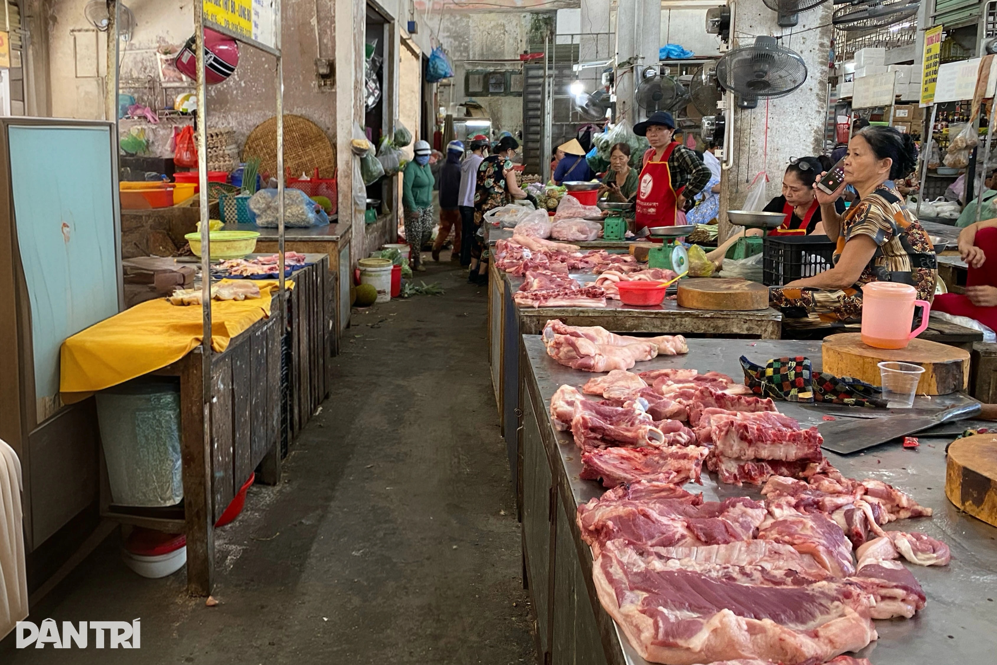 Người dân sợ bệnh liên cầu lợn, nhiều hàng quán ở Huế chuyển món, đóng cửa