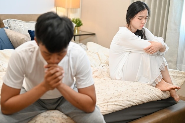 Vợ ngoại tình với trai trẻ kém 10 tuổi, lý do đưa ra khiến tôi bật cười