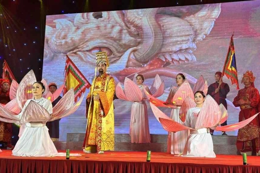 Hà Nội yêu cầu dừng chương trình giải trí, du lịch để tránh bão số 3