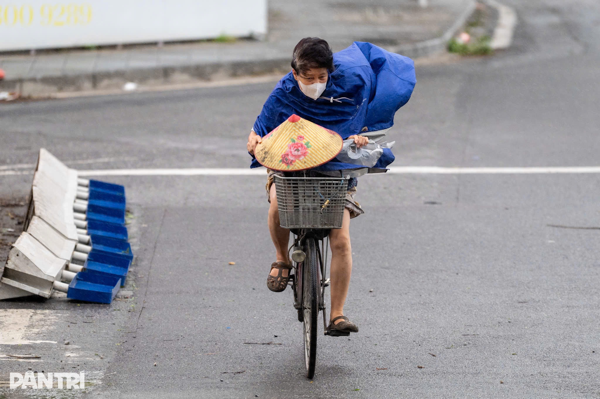 Hà Nội bắt đầu có gió mạnh