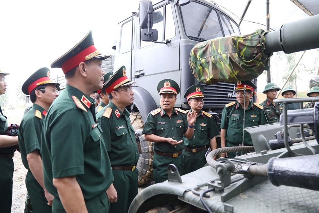 Bảo đảm tình trạng tốt nhất cho phương tiện tham gia diễu binh, diễu hành