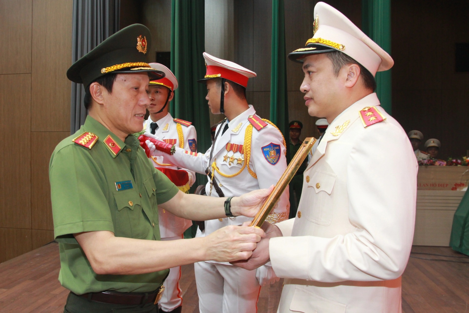Giám đốc Công an TPHCM Mai Hoàng được thăng hàm Trung tướng