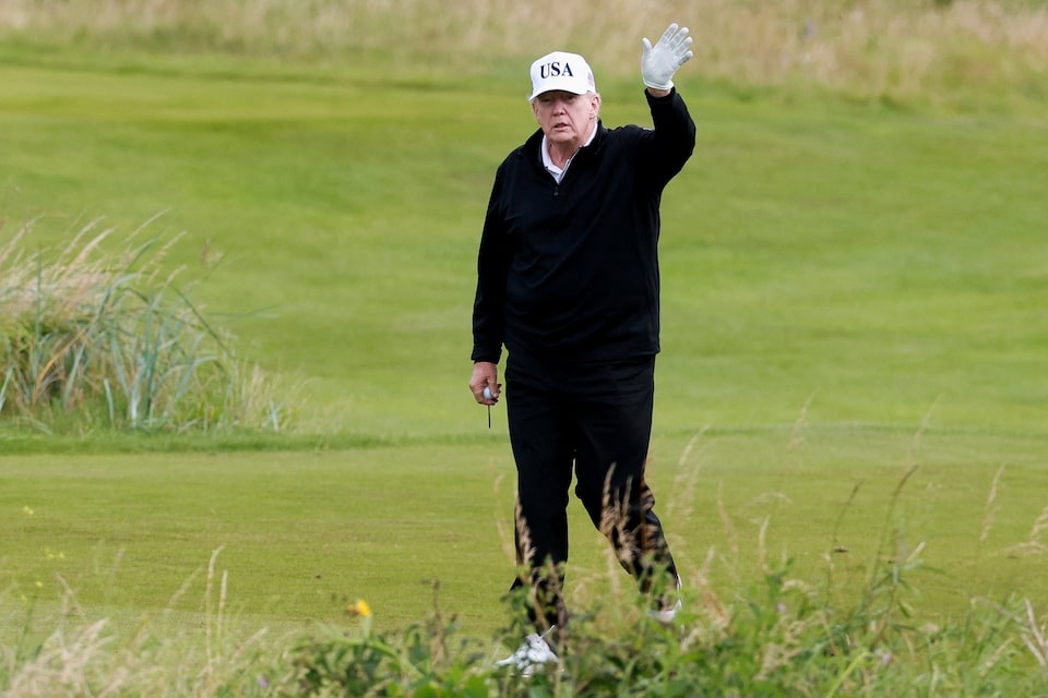 Tổng thống Trump tiết lộ về cuộc điện đàm với lãnh đạo Thái Lan, Campuchia