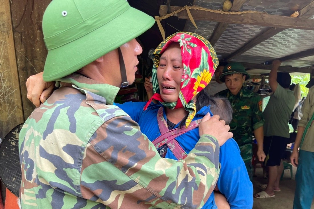 Người dân miền tây xứ Nghệ cần gì sau cơn lũ dữ càn quét tan hoang?