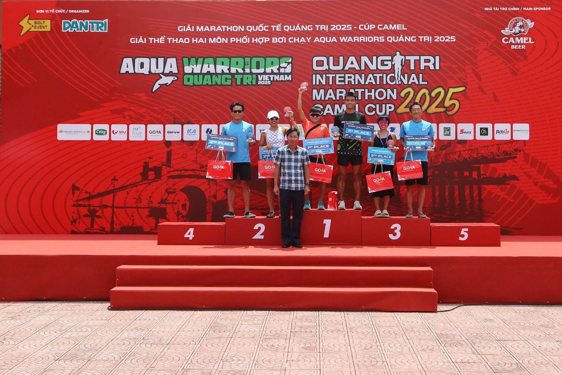 Aqua Warriors Quảng Trị 2025 vinh danh các nhà vô địch