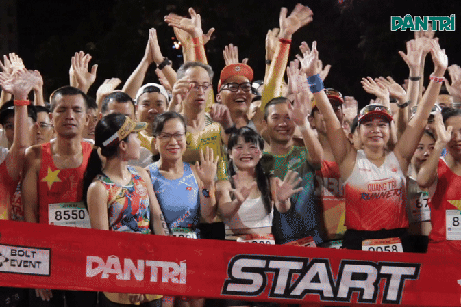 Quảng Trị International Marathon: Đường chạy tuyệt đẹp, bùng nổ cảm xúc,