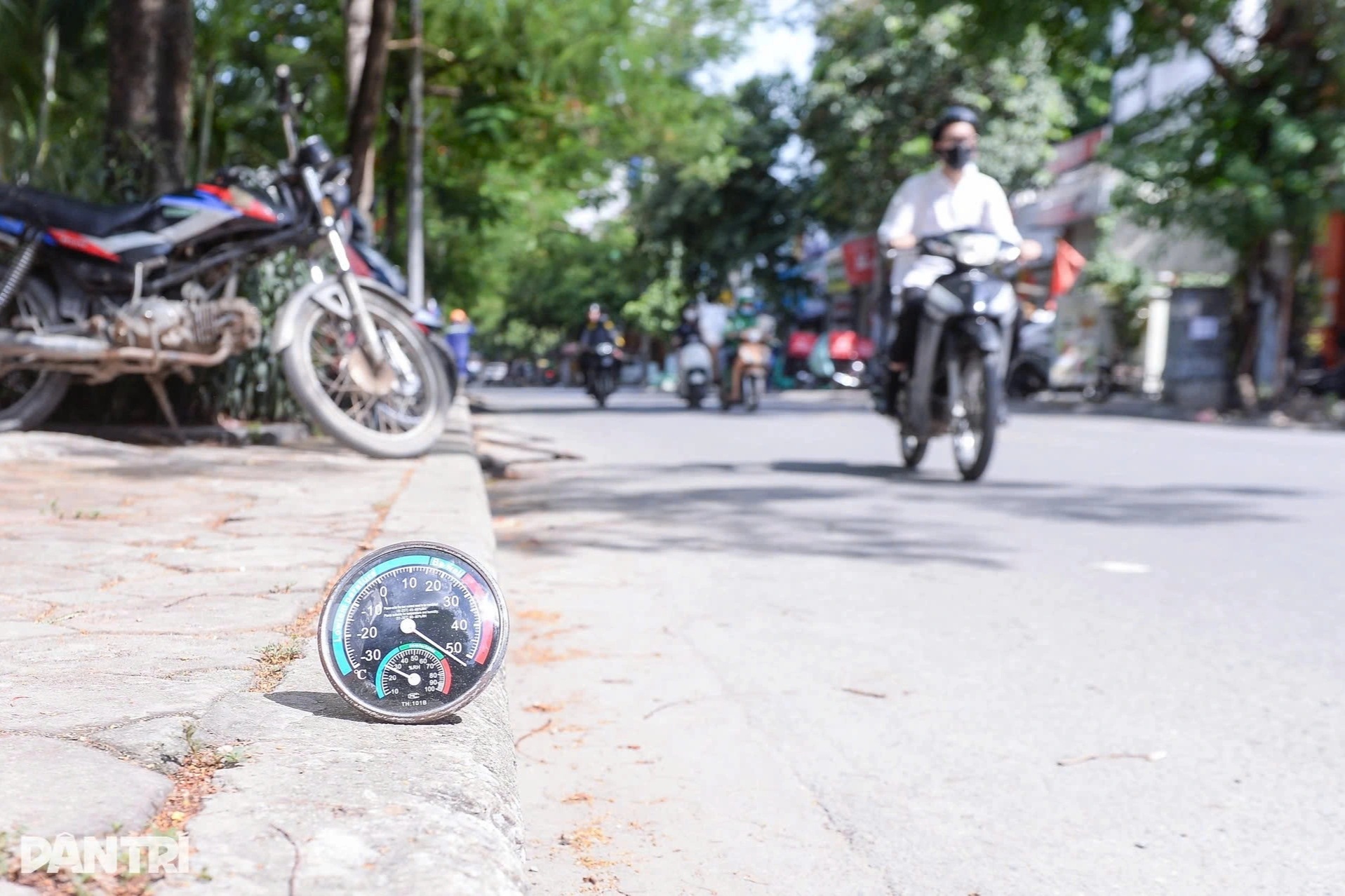 Vì sao miền Bắc nắng nóng gay gắt và cảm giác ngột ngạt?